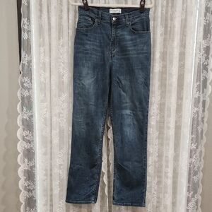 NWOT Abercrombie & Fitch "The 90's Straight Ultra High Rise" Curve Love Jeans